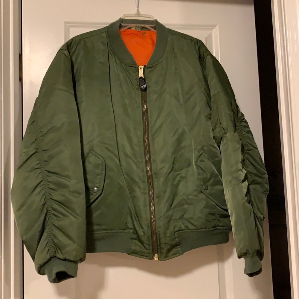 🚗 SALE- Men’s Lightweight Puffer Jacket